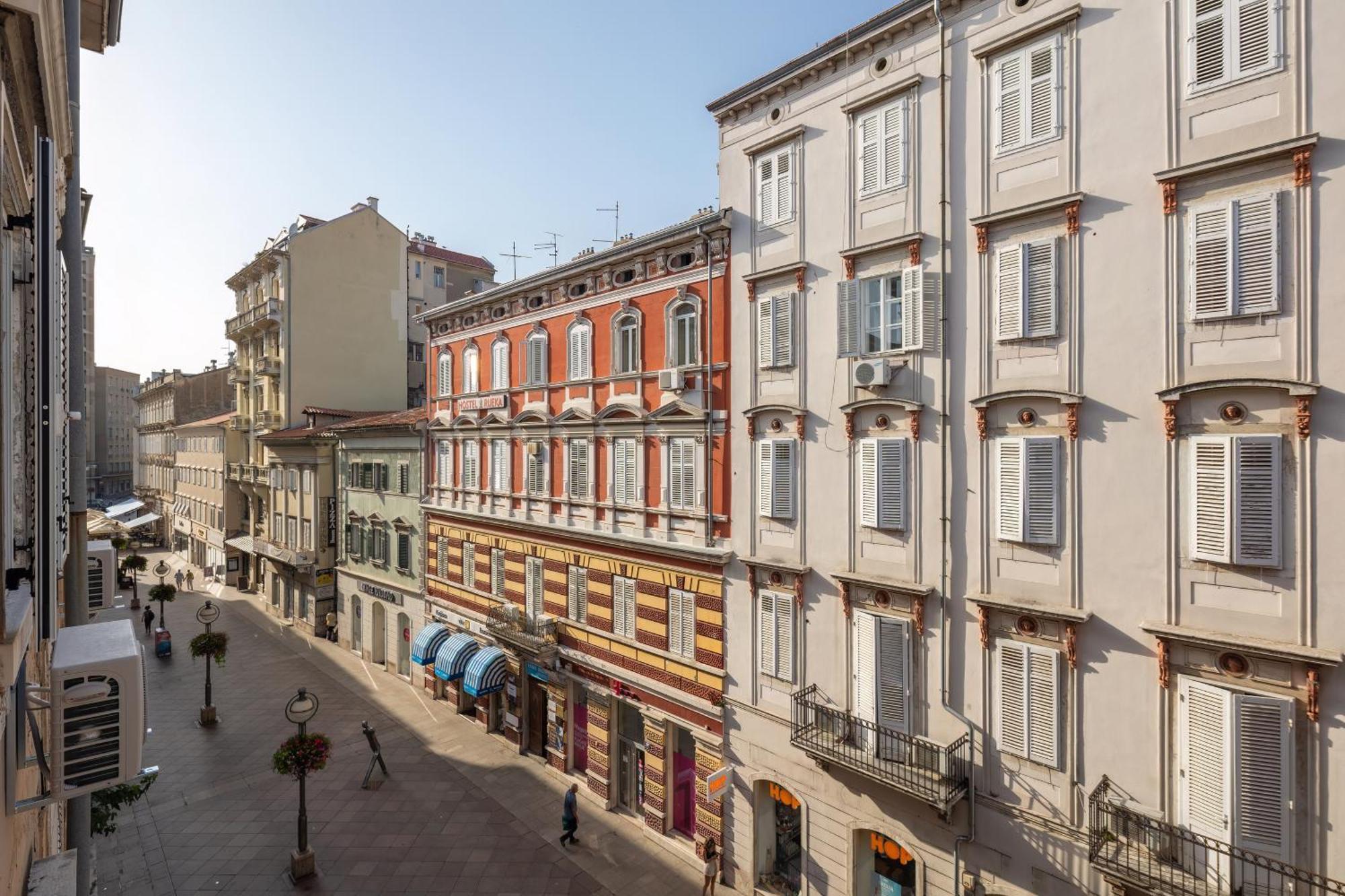 Upper Premium Apartments Rijeka Buitenkant foto